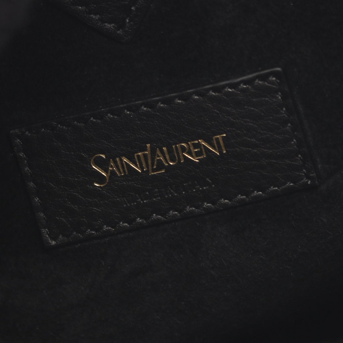 SAINT LAURENT PARIS Y Bucket Handbag Black