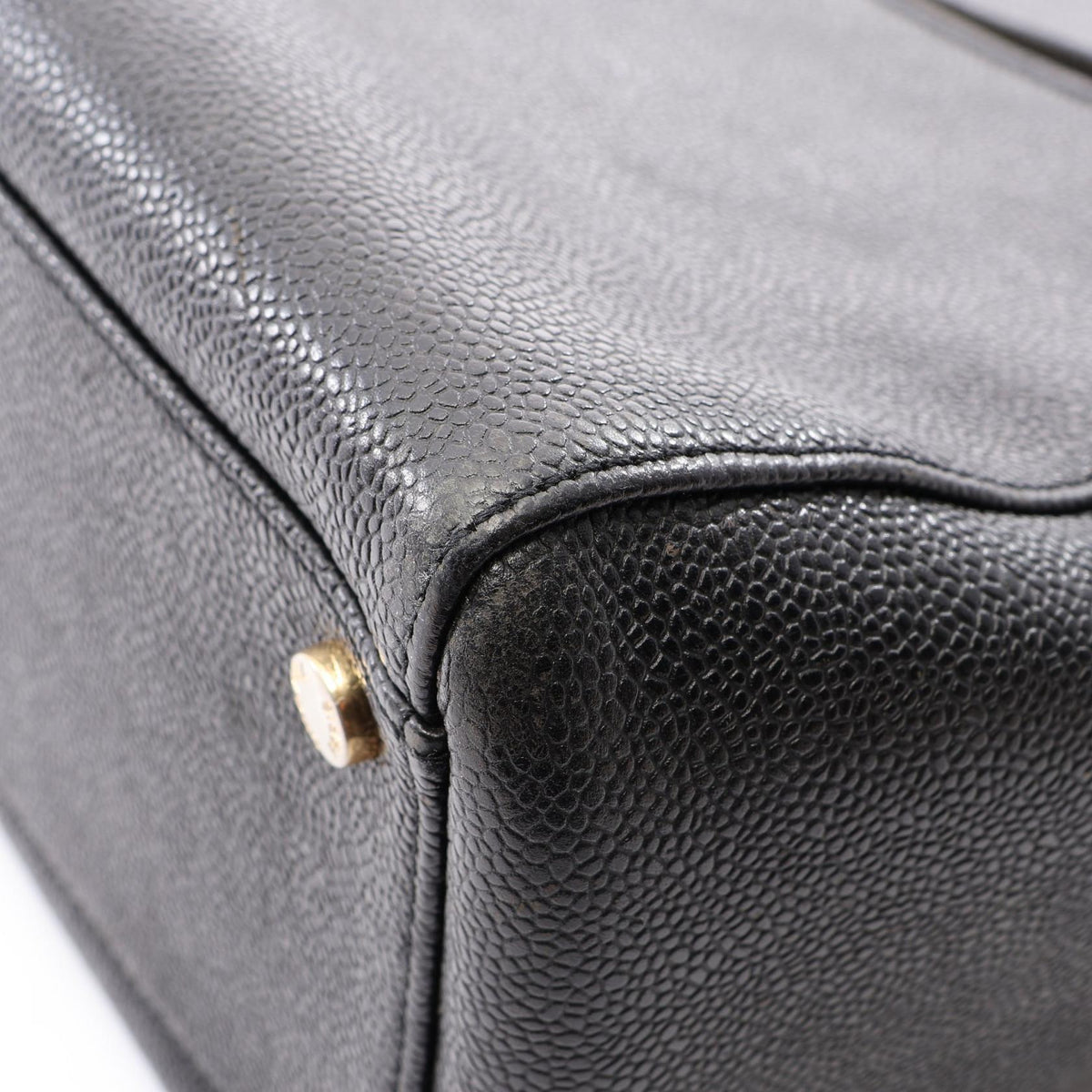 CHANEL Large CC Logo Caviar Skin Bag Black