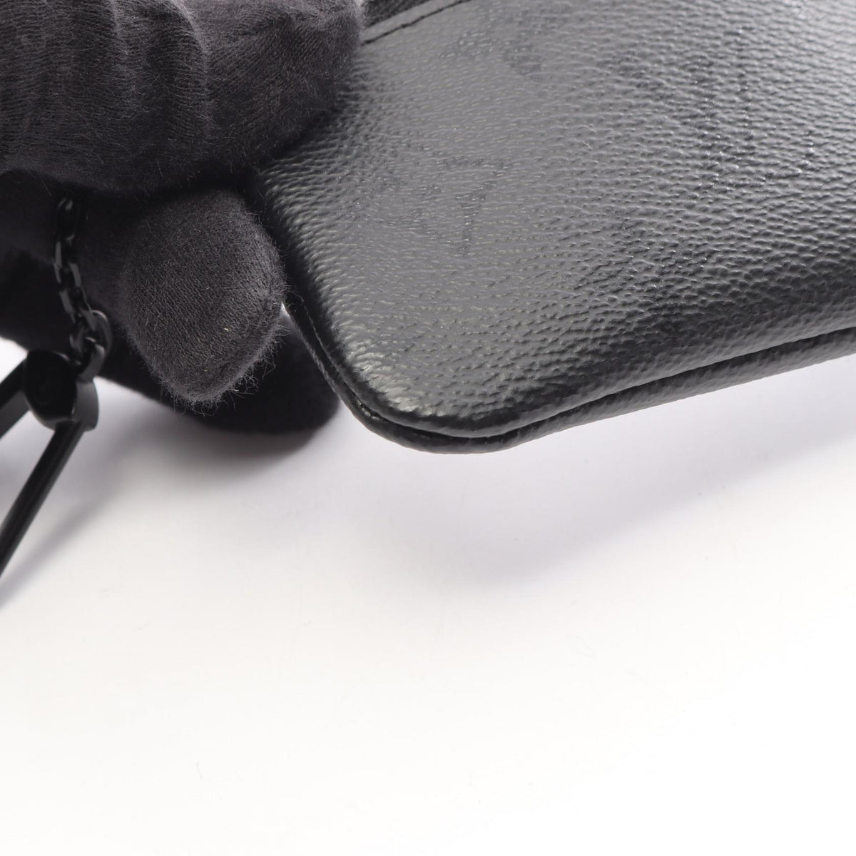 LOUIS VUITTON Monogram Midnight Pochette Clés Case Black