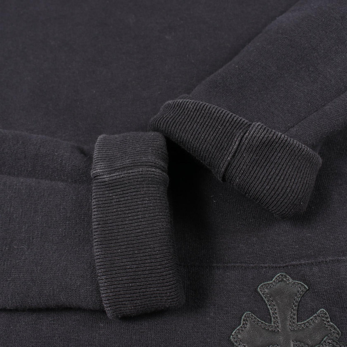 CHROME HEARTS Cemetery Cross Cut-Off Hoodie Black Size L
