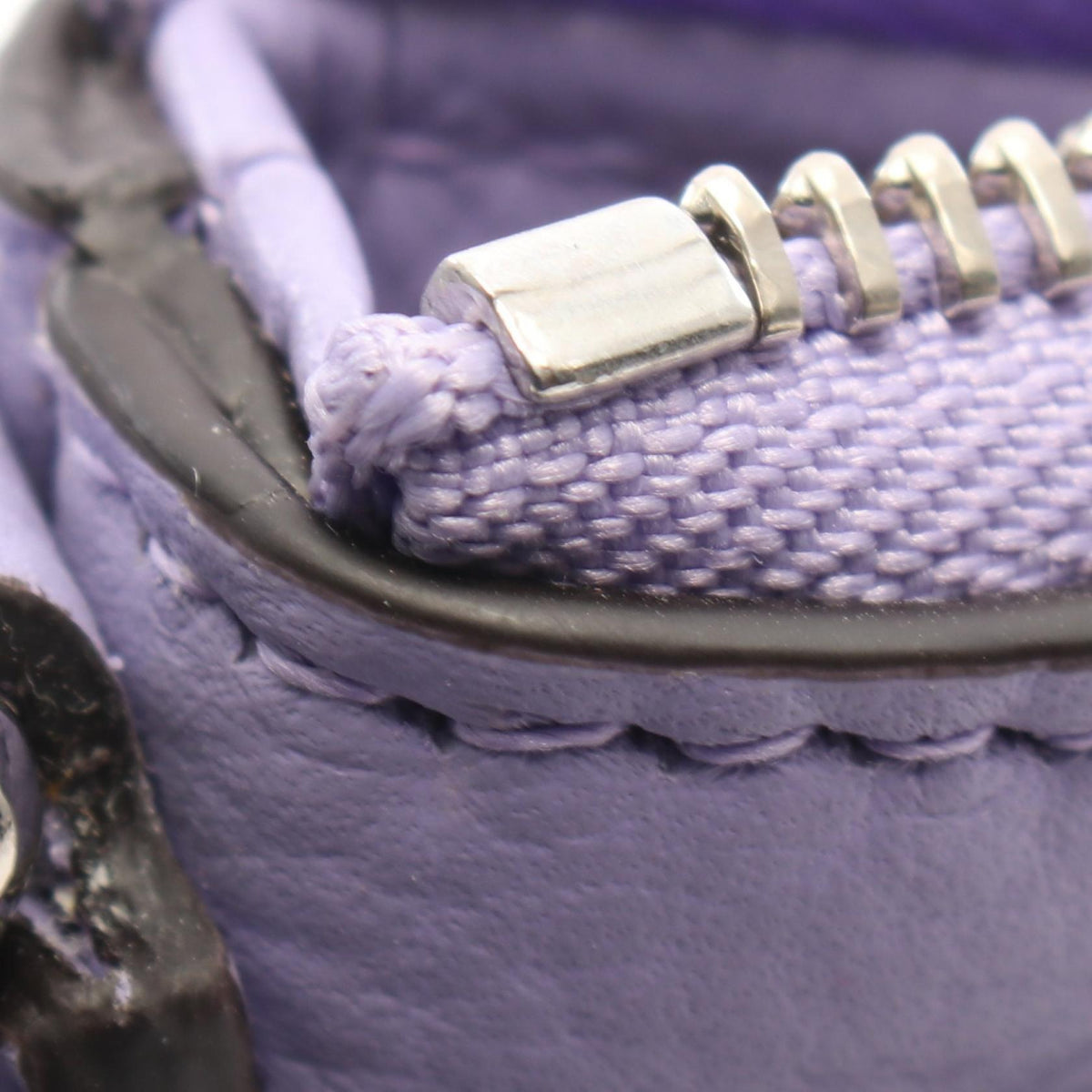 GUCCI Purple Leather Gucci B Mini Shoulder Bag