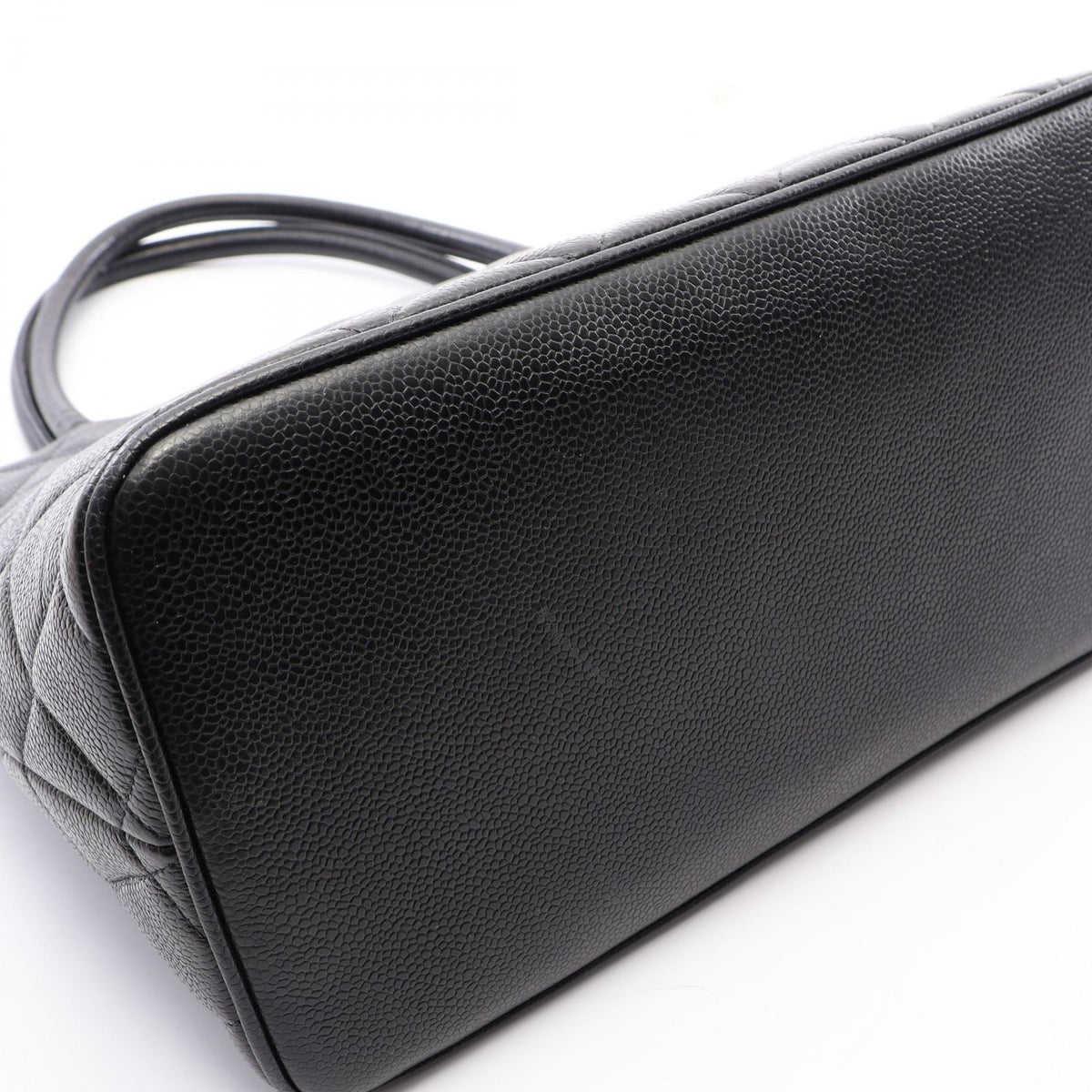 CHANEL Reissue Caviar Leather Bag Black