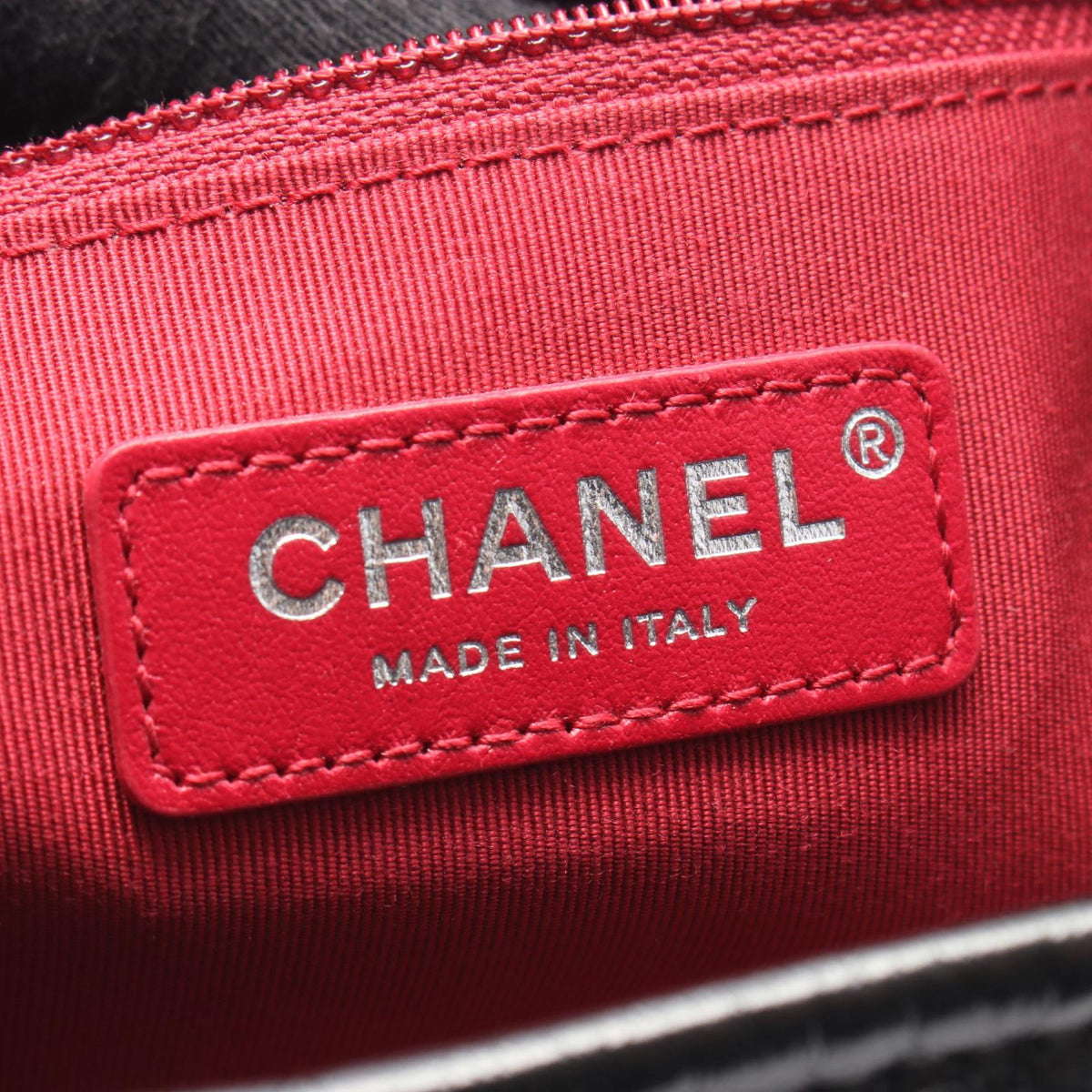 CHANEL Gabrielle de Chanel Shoulder Bag