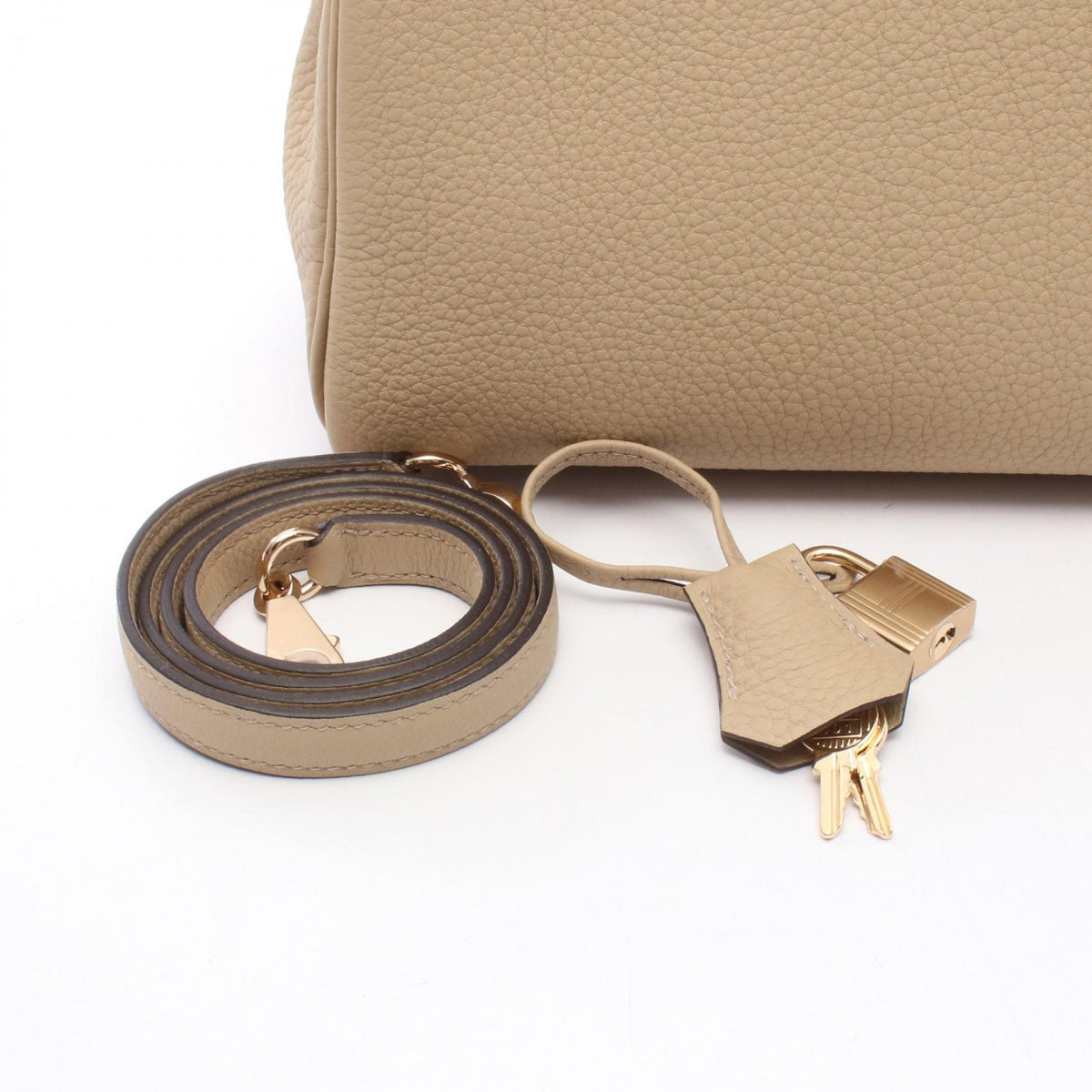 HERMES Kelly 25 Poussiere Togo Bag