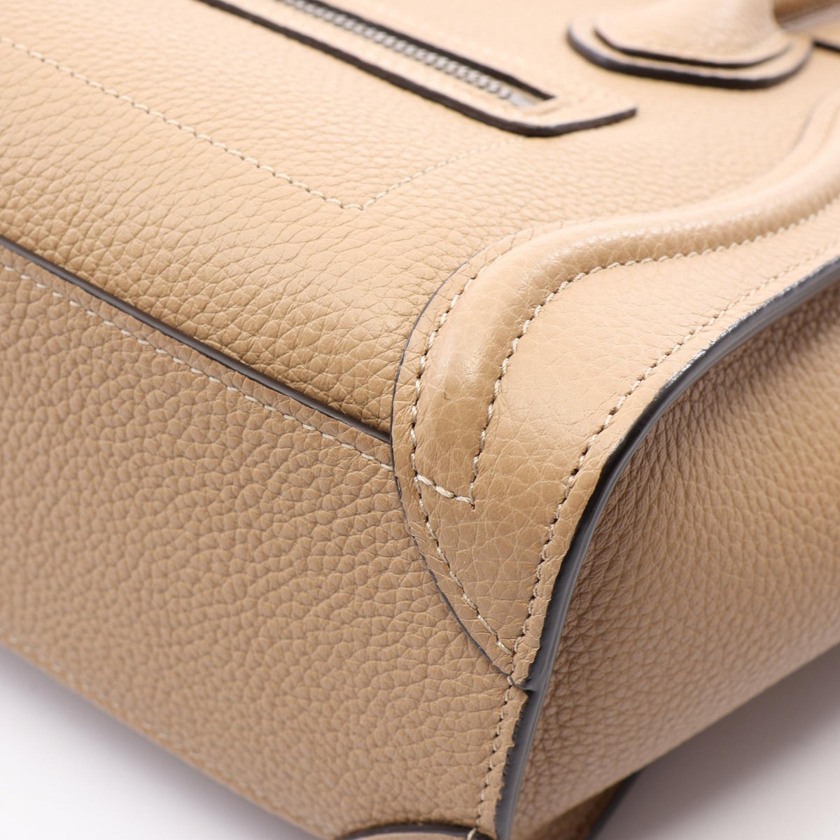 CELINE Luggage Nano Shopper Handbag Beige