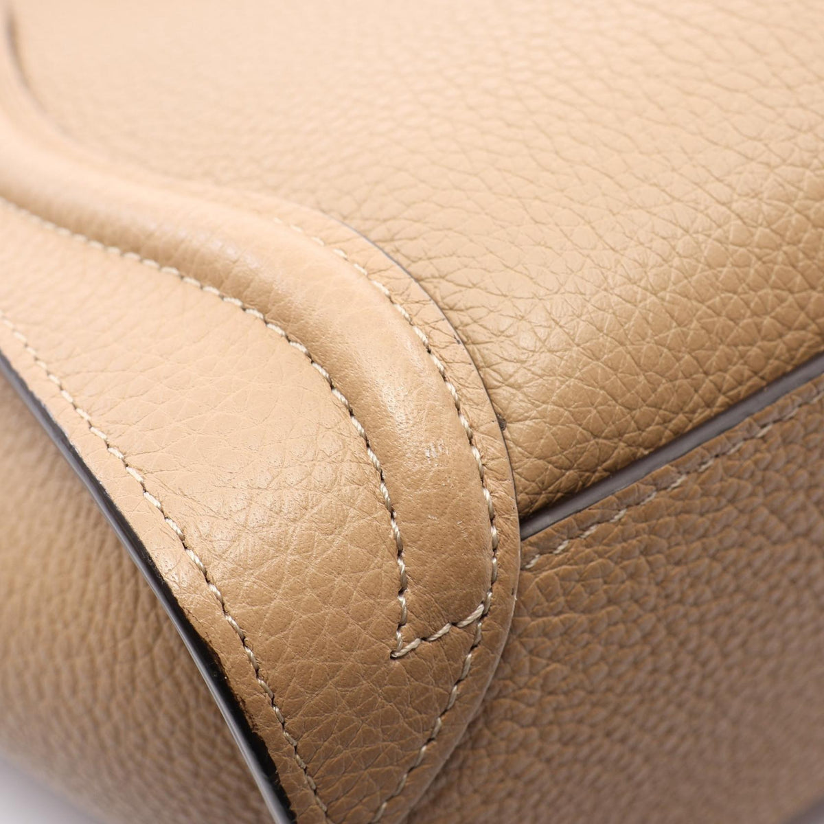 CELINE Luggage Nano Shopper Handbag Beige
