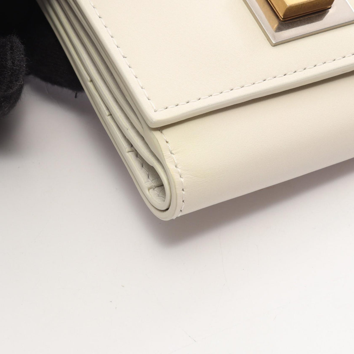 BOTTEGA VENETA Twist Lock Wallet White
