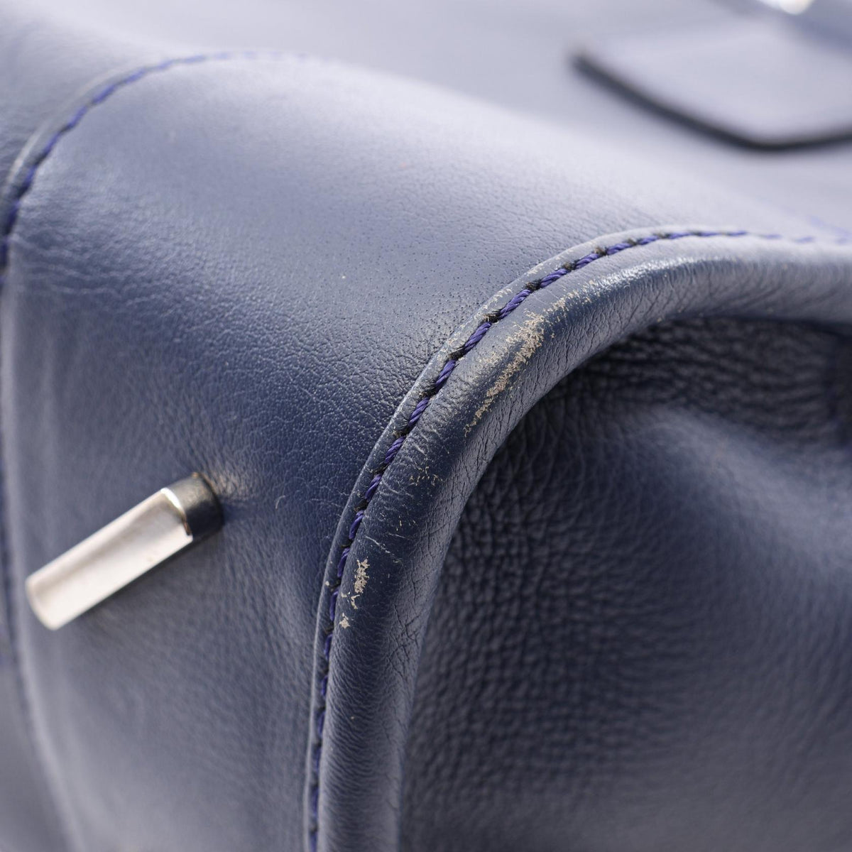 LOEWE Amazona 28 Leather Handle Bag