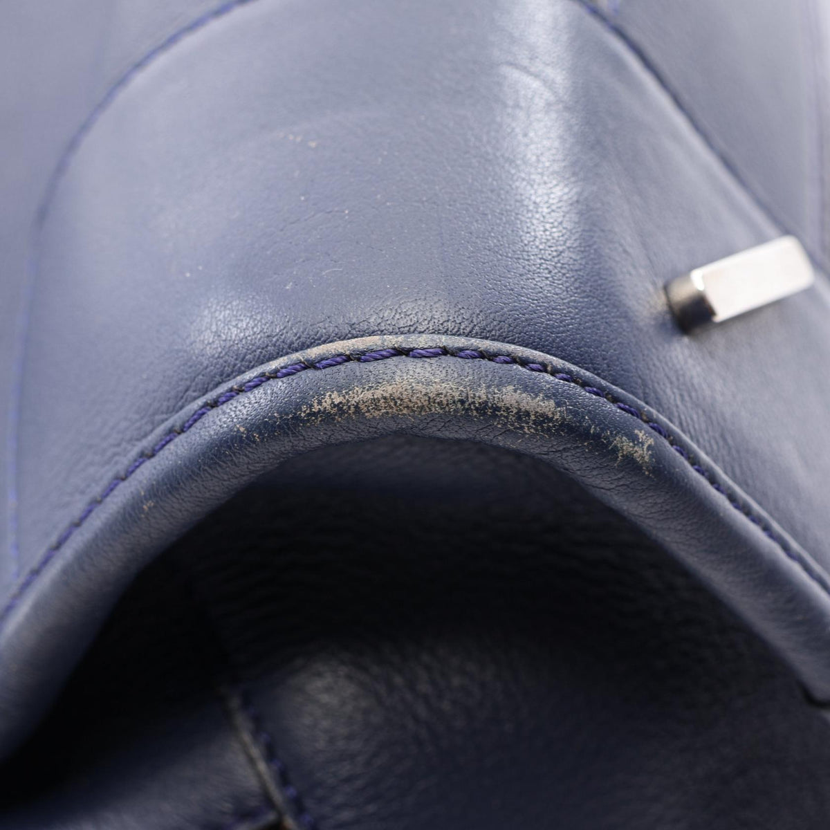 LOEWE Amazona 28 Leather Handle Bag