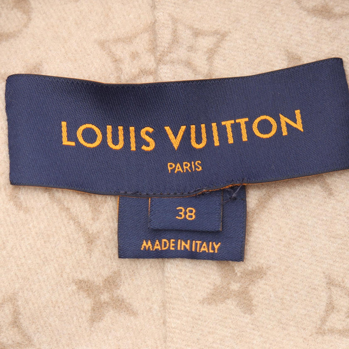 LOUIS VUITTON Slouchy Long Wool Silk Jacket Beige Size 38