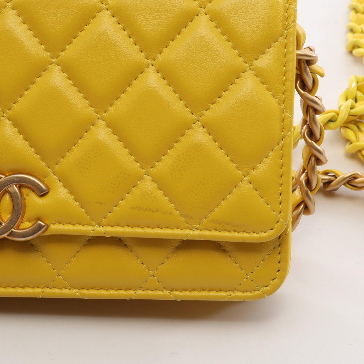 CHANEL Matelasse Lambskin Bag Yellow