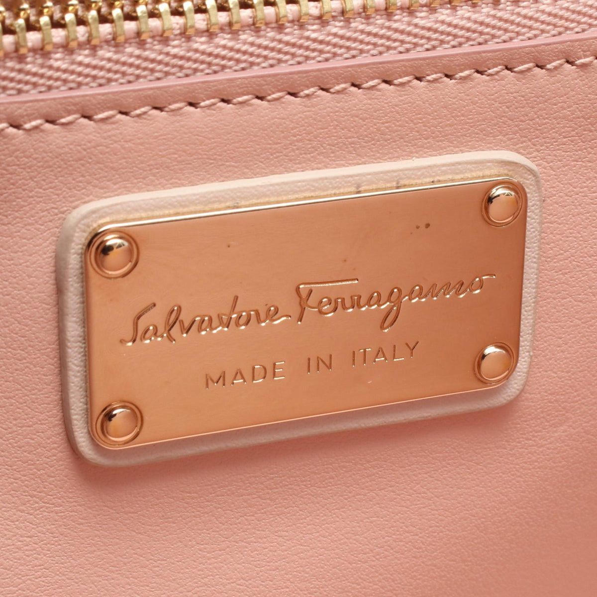 Salvatore Ferragamo Vara Ribbon Bag Beige