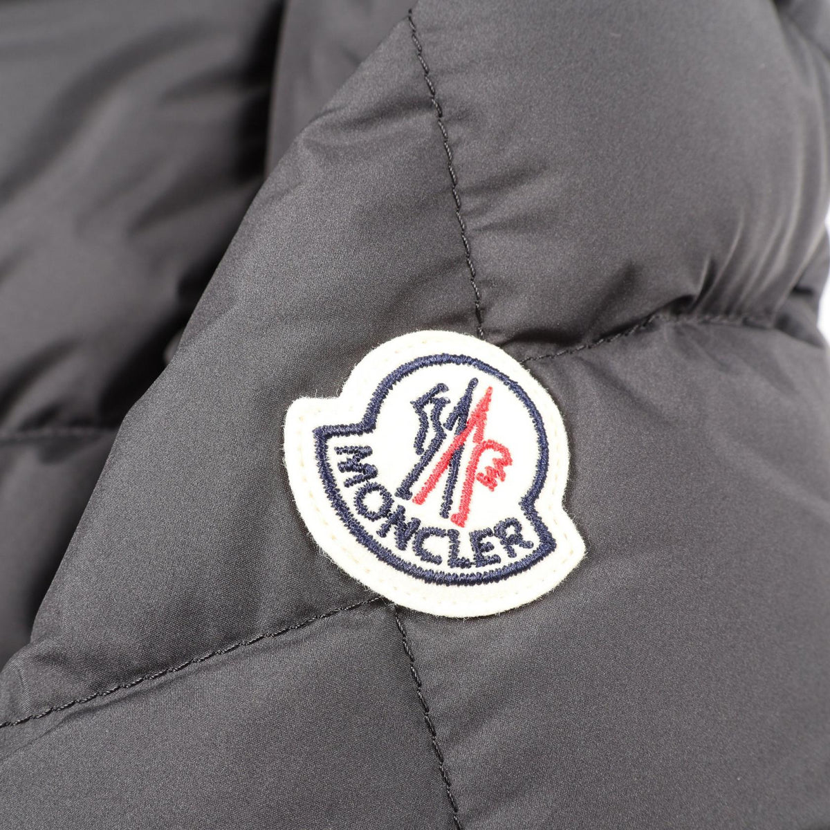 MONCLER ARVOUINNE Hooded Down Jacket Black Size 2