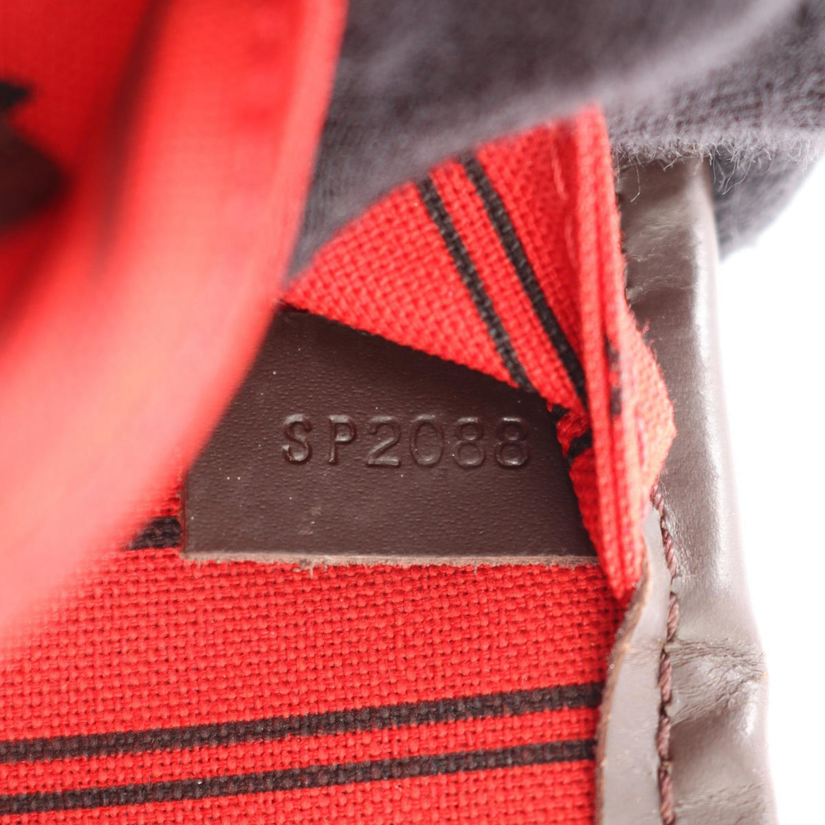 LOUIS VUITTON Neverfull MM Damier Tote Bag