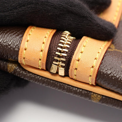 LOUIS VUITTON Pochette Shoulder Bag