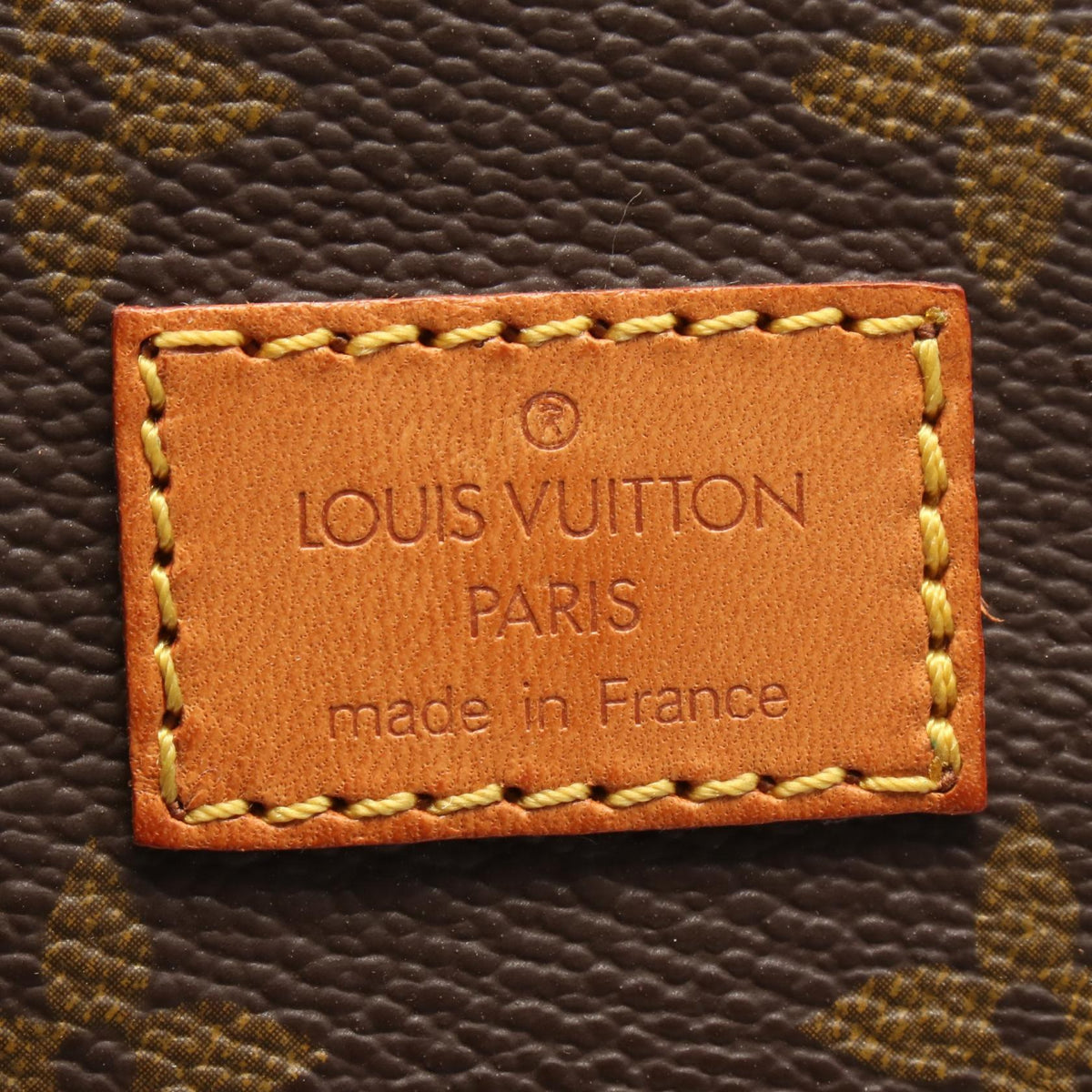 LOUIS VUITTON Saumur 30 Shoulder Bag
