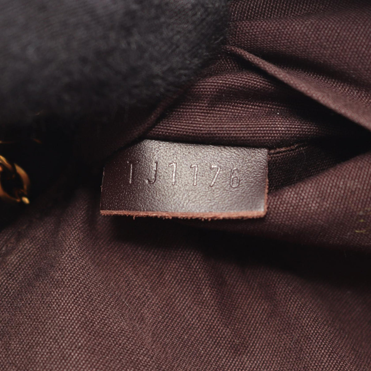 LOUIS VUITTON Pochette Shoulder Bag