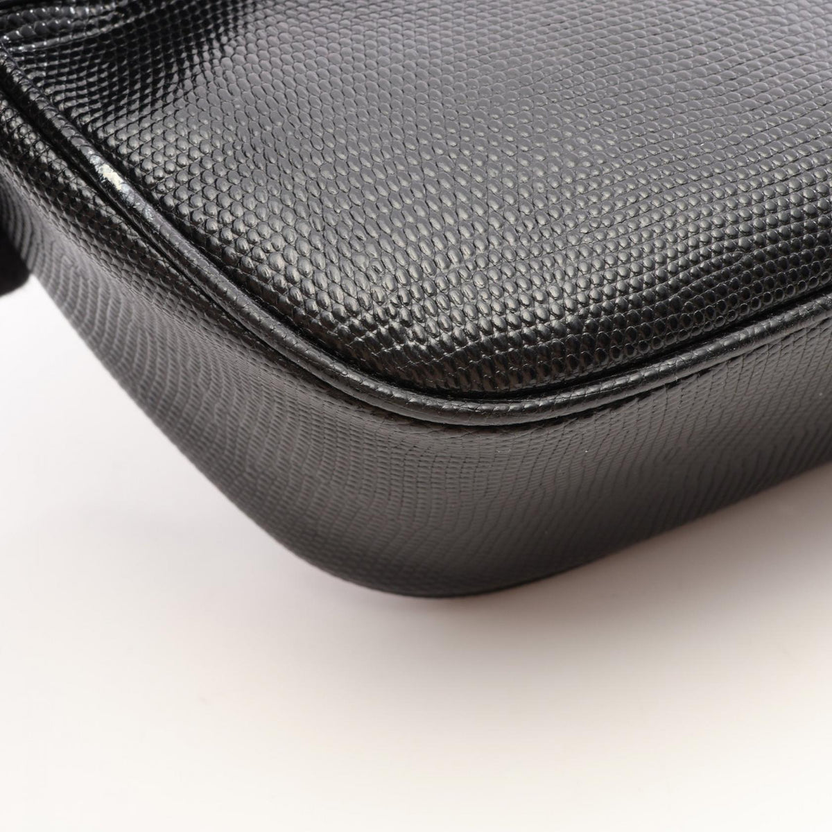 Salvatore Ferragamo Vara Lizard Bag Black