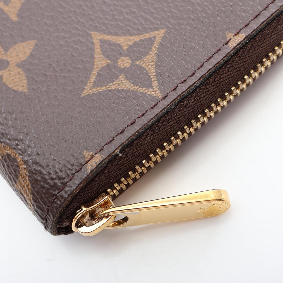 LOUIS VUITTON Monogram Zippy Coin Purse
