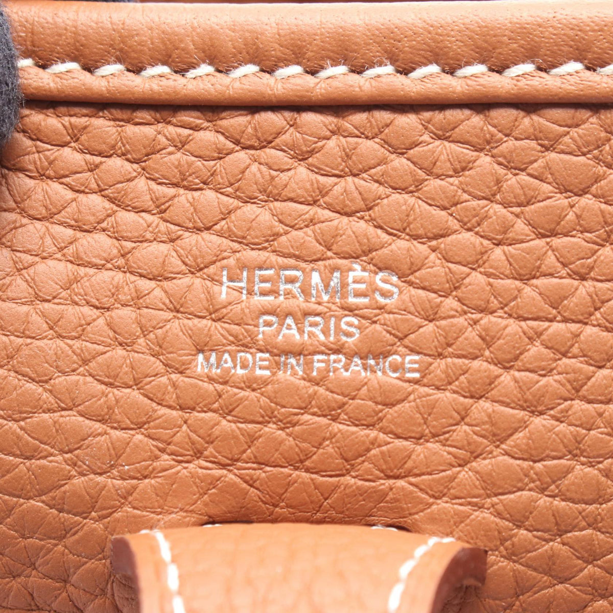 HERMES Evelyne 23 Gold Shoulder Bag