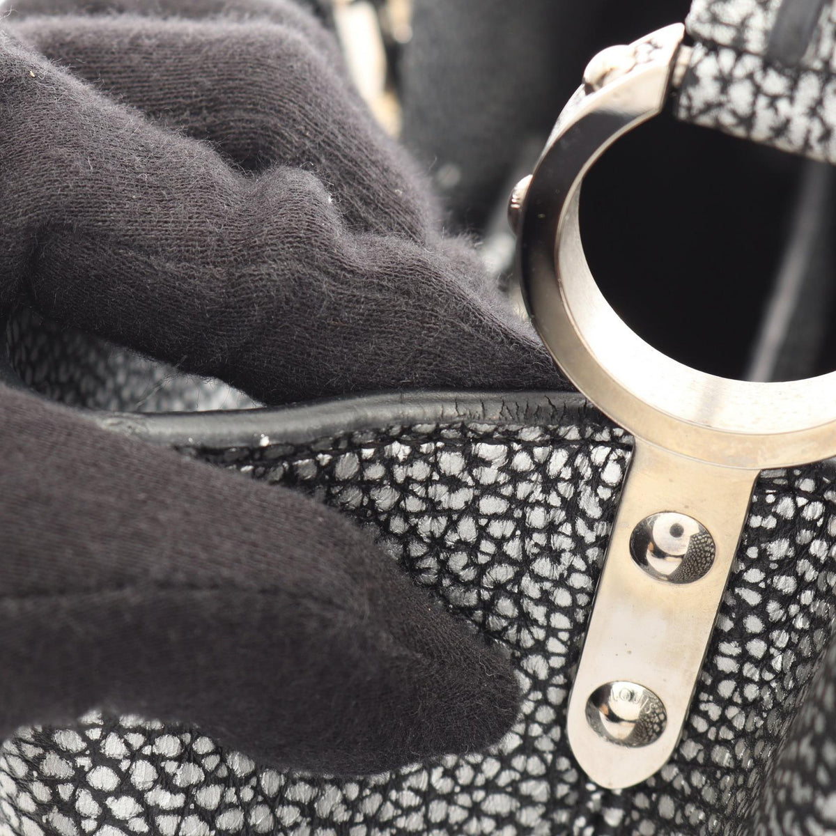 LOUIS VUITTON Capucines MM Handbag Silver