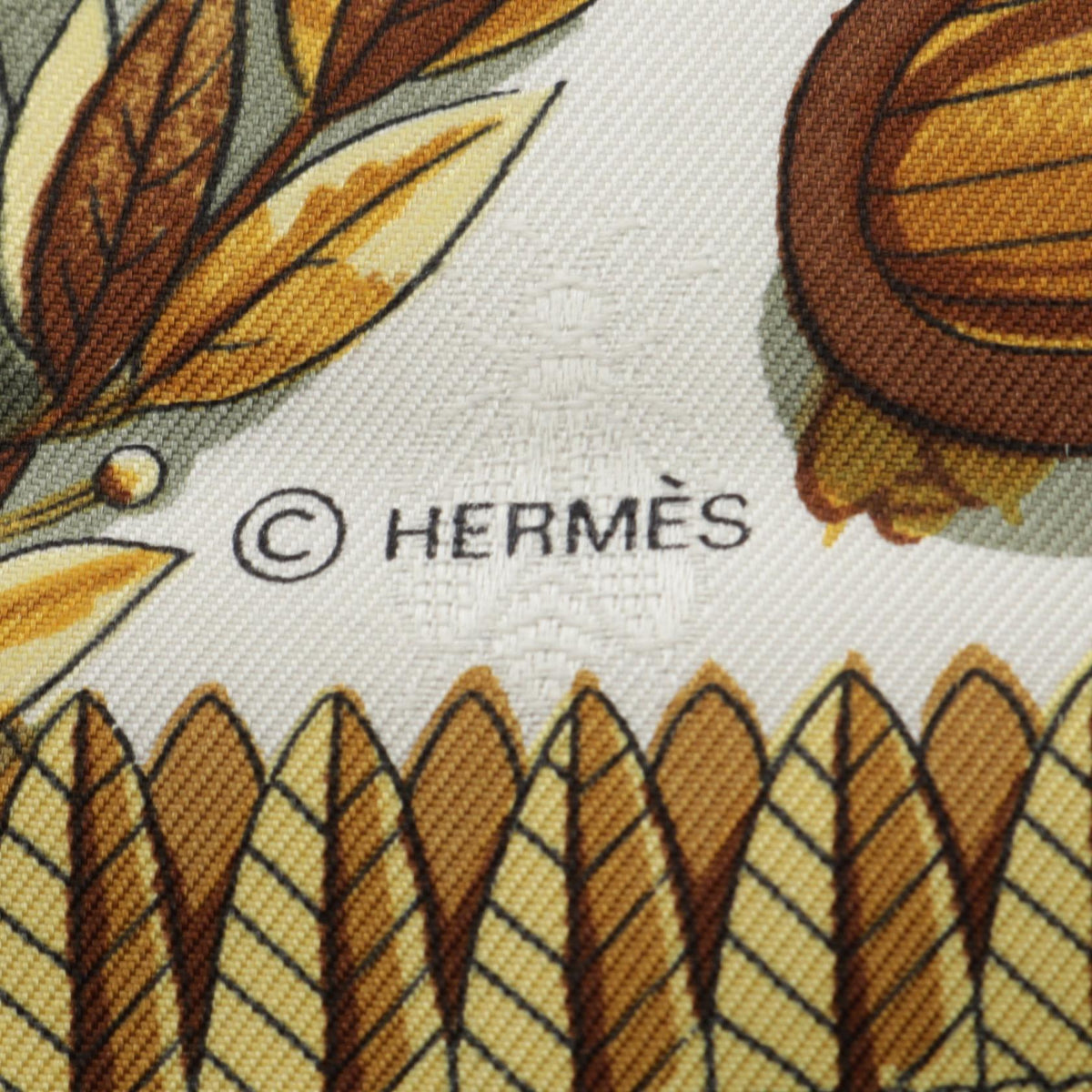 HERMES Carre 90 Napoleon Silk Scarf Green