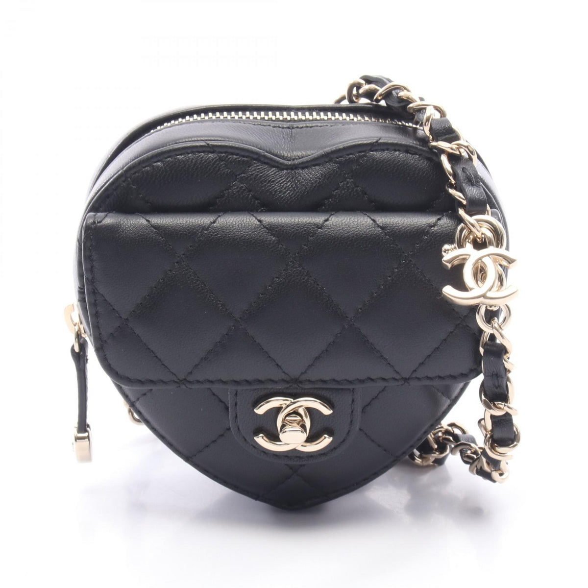 CHANEL Heart Chain Matelassé Shoulder Bag