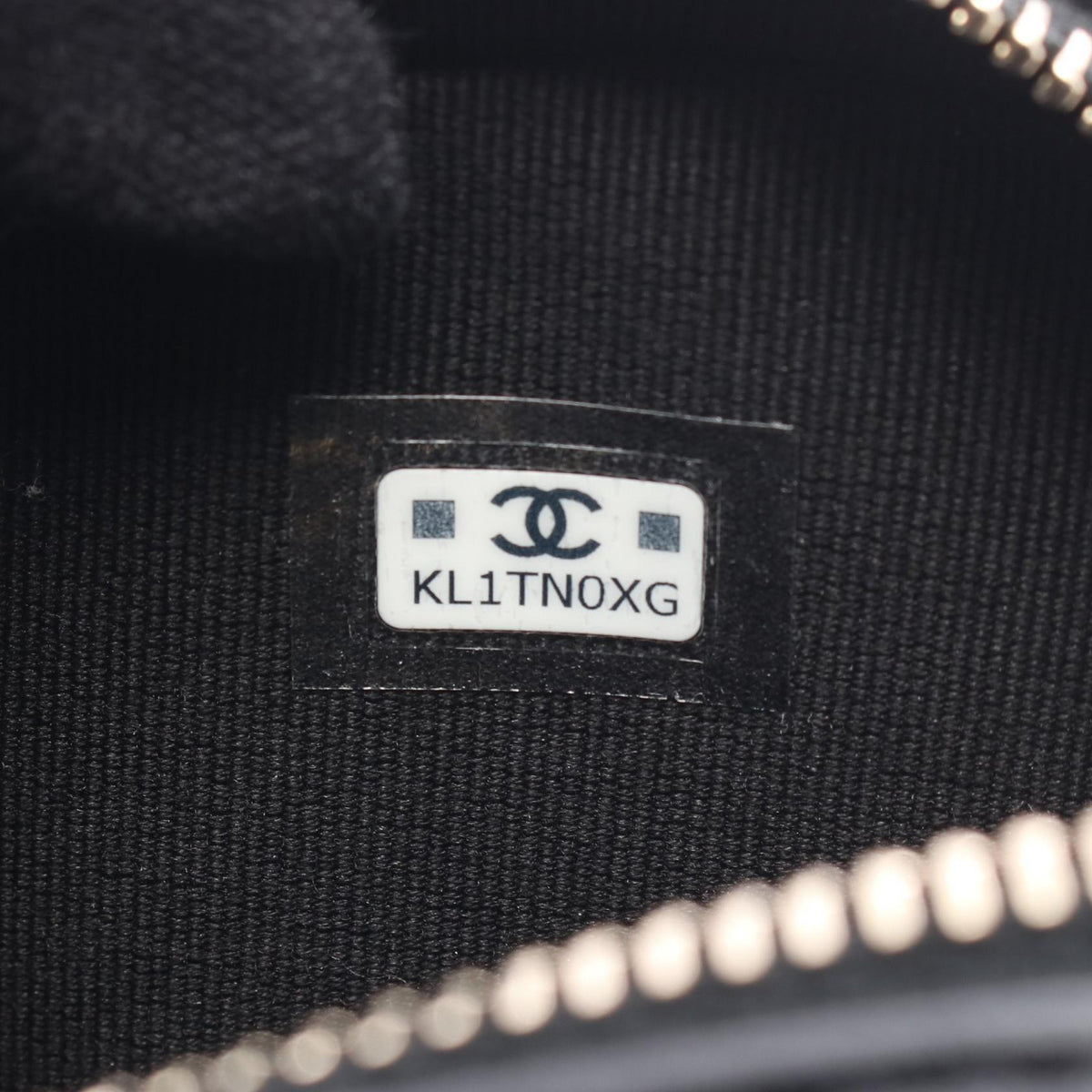 CHANEL Heart Chain Matelassé Shoulder Bag