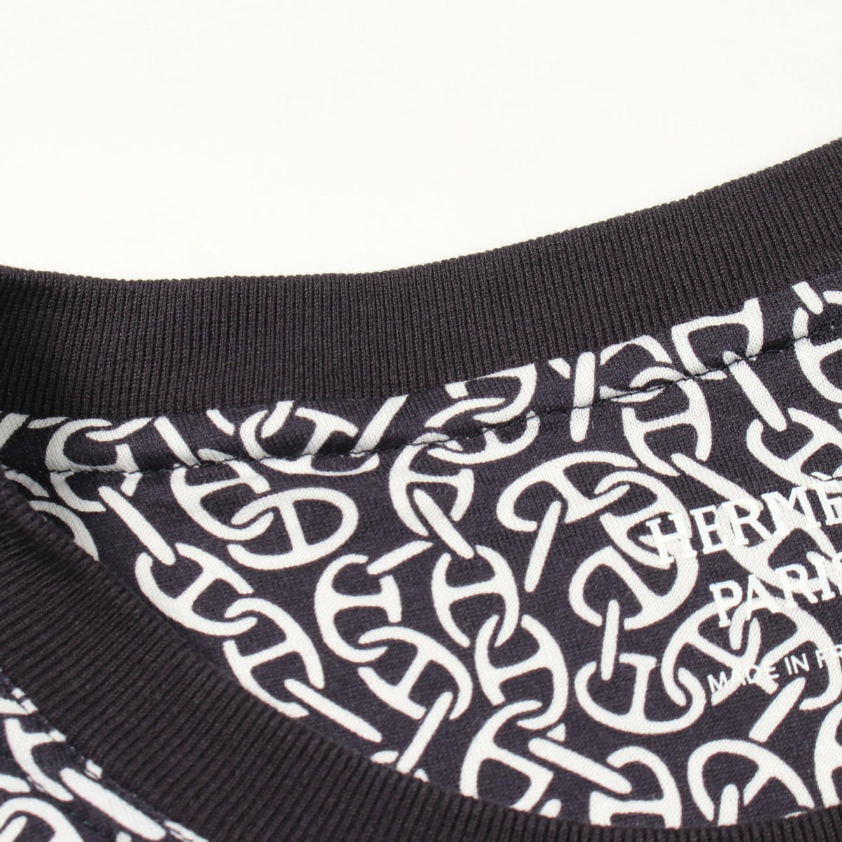 HERMES Naoussa Chaine Print Long T-Shirt White/Navy Size 34