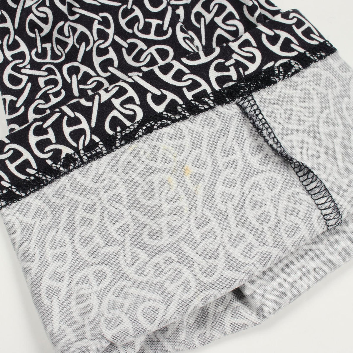 HERMES Naoussa Chaine Print Long T-Shirt White/Navy Size 34