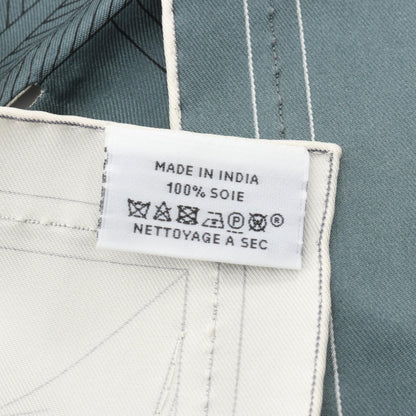 HERMES Carre Dosart Petit-Duc Silk Scarf