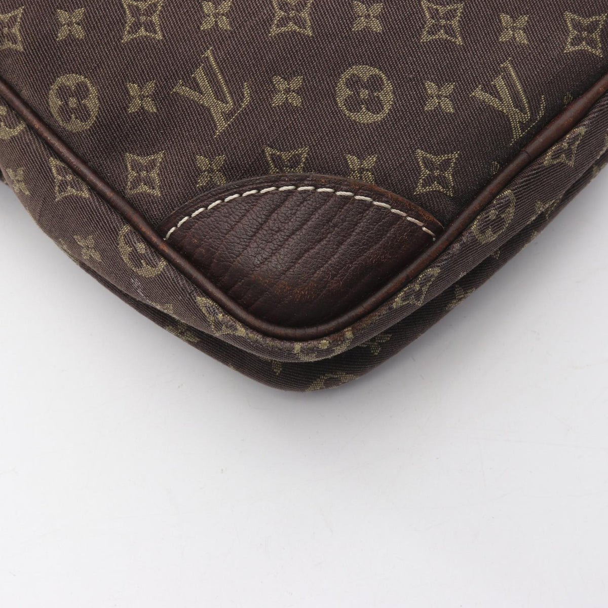 LOUIS VUITTON Pochette Danube Lin Bag