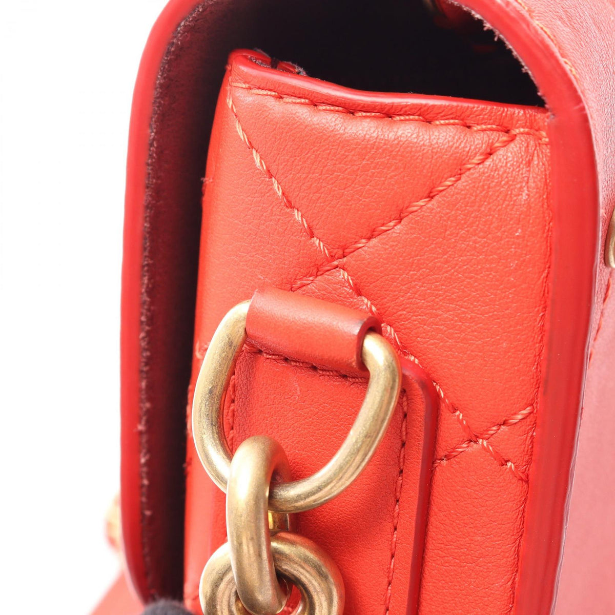 CHANEL Matelasse Lambskin Shoulder Bag Red