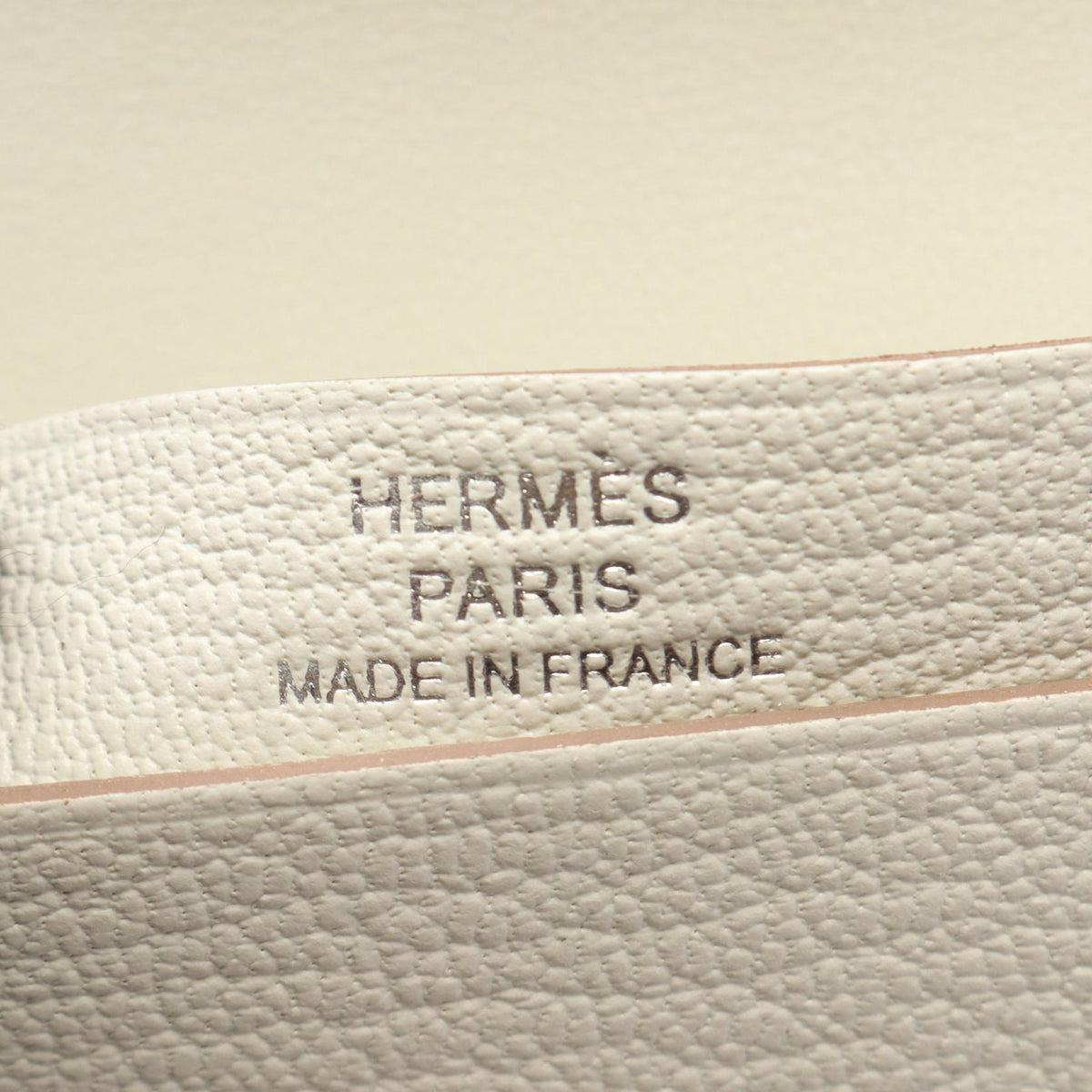 HERMES Bearn Chevre Leather Case White