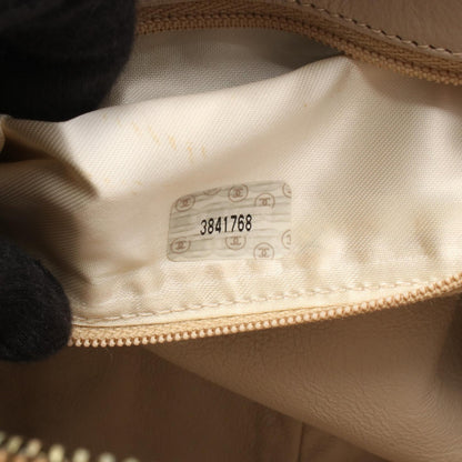 CHANEL Matelasse Caviar Skin Bag Beige