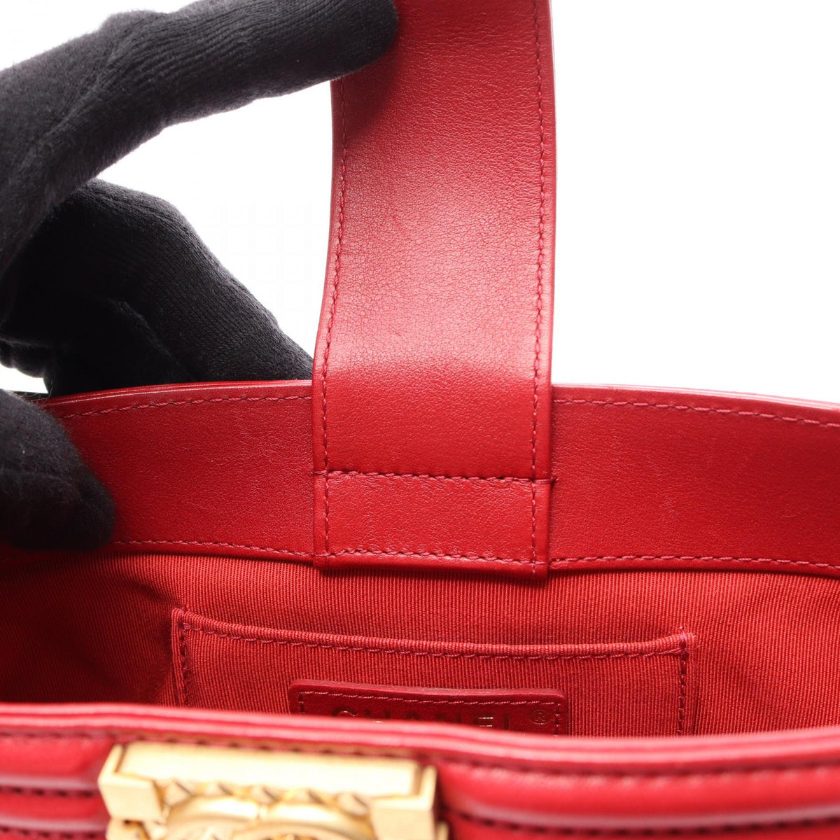 CHANEL Boy Chanel 2-Way Lambskin Bag Red