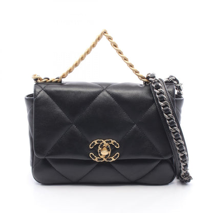 CHANEL 19 Matelasse Leather Shoulder Bag