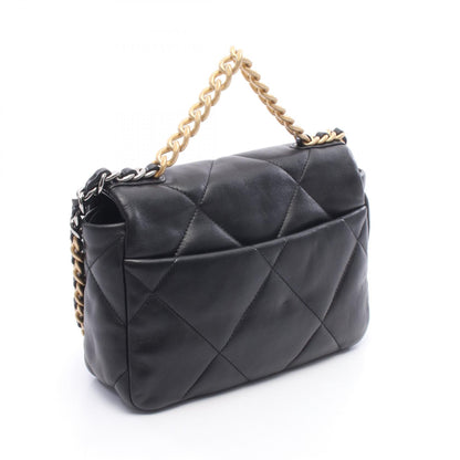 CHANEL 19 Matelasse Leather Shoulder Bag