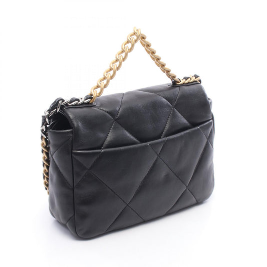 CHANEL 19 Matelasse Leather Shoulder Bag