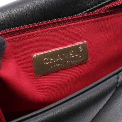 CHANEL 19 Matelasse Leather Shoulder Bag