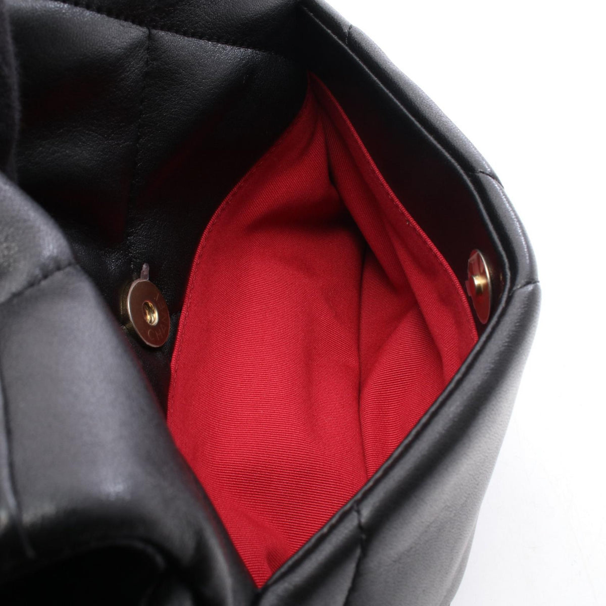 CHANEL 19 Matelasse Leather Shoulder Bag