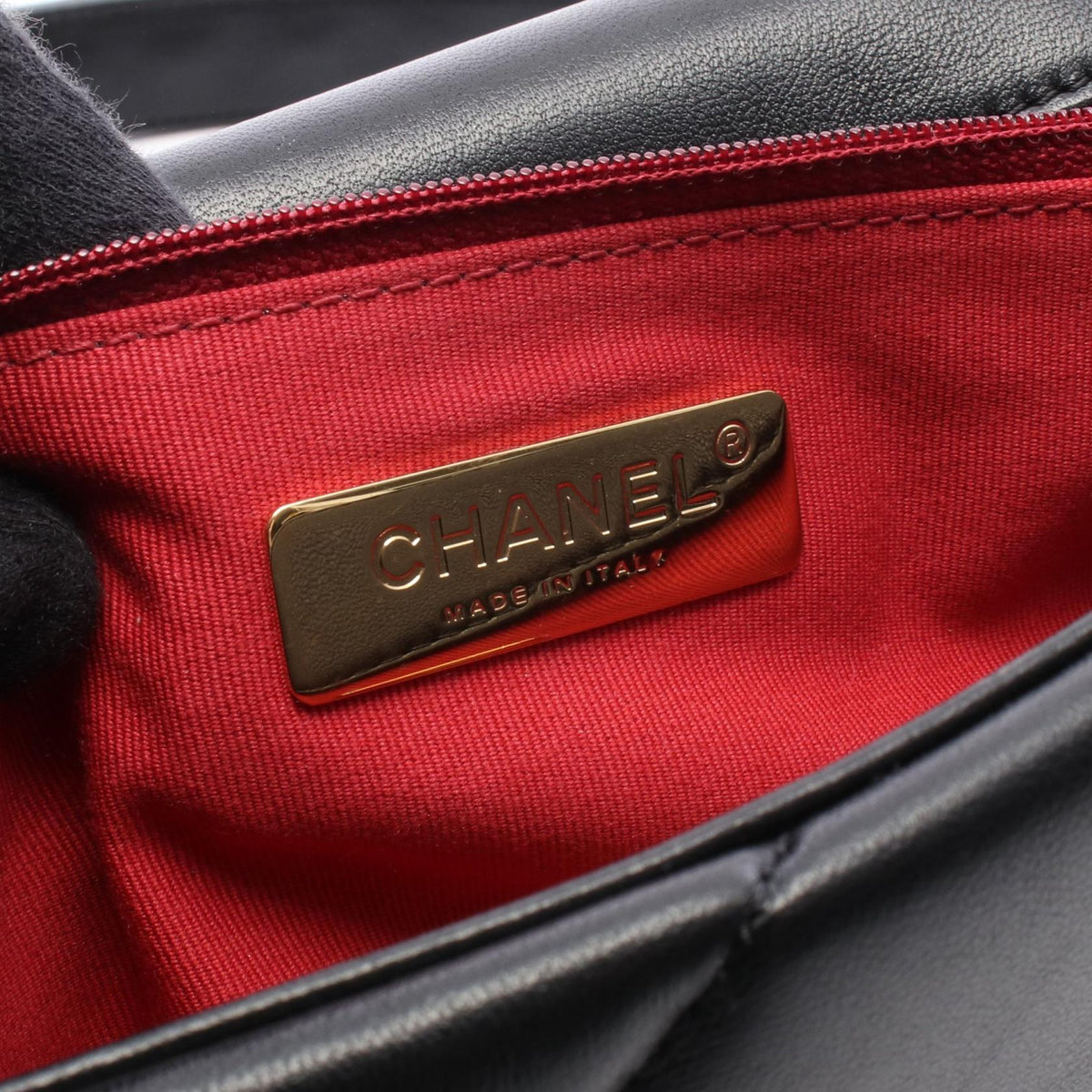 CHANEL 19 Matelassé Leather Bag Black