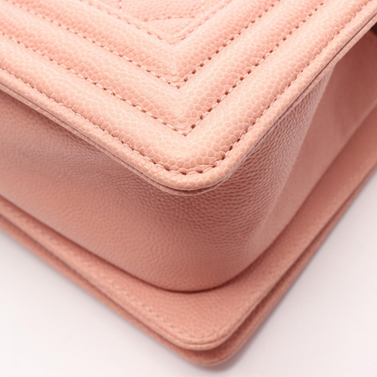 CHANEL Boy Chanel Caviar Skin Bag Pink