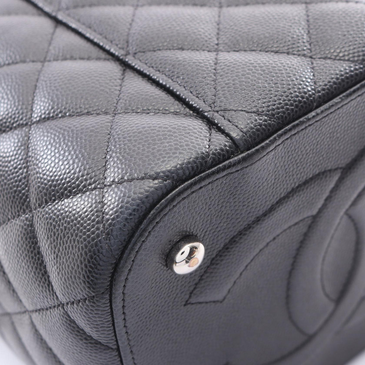 CHANEL Quilted Caviar Skin Shoulder Bag