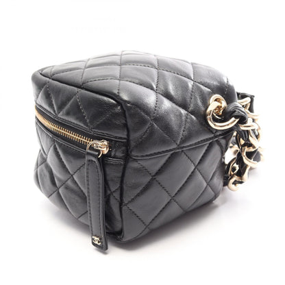CHANEL Matelasse Chain Lambskin Clutch Bag