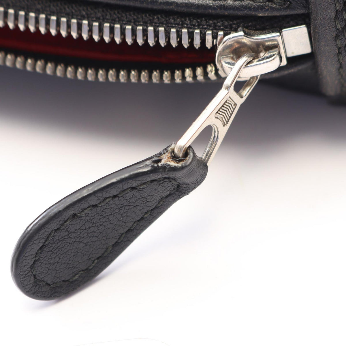 BALENCIAGA Triangle Leather Clutch Black