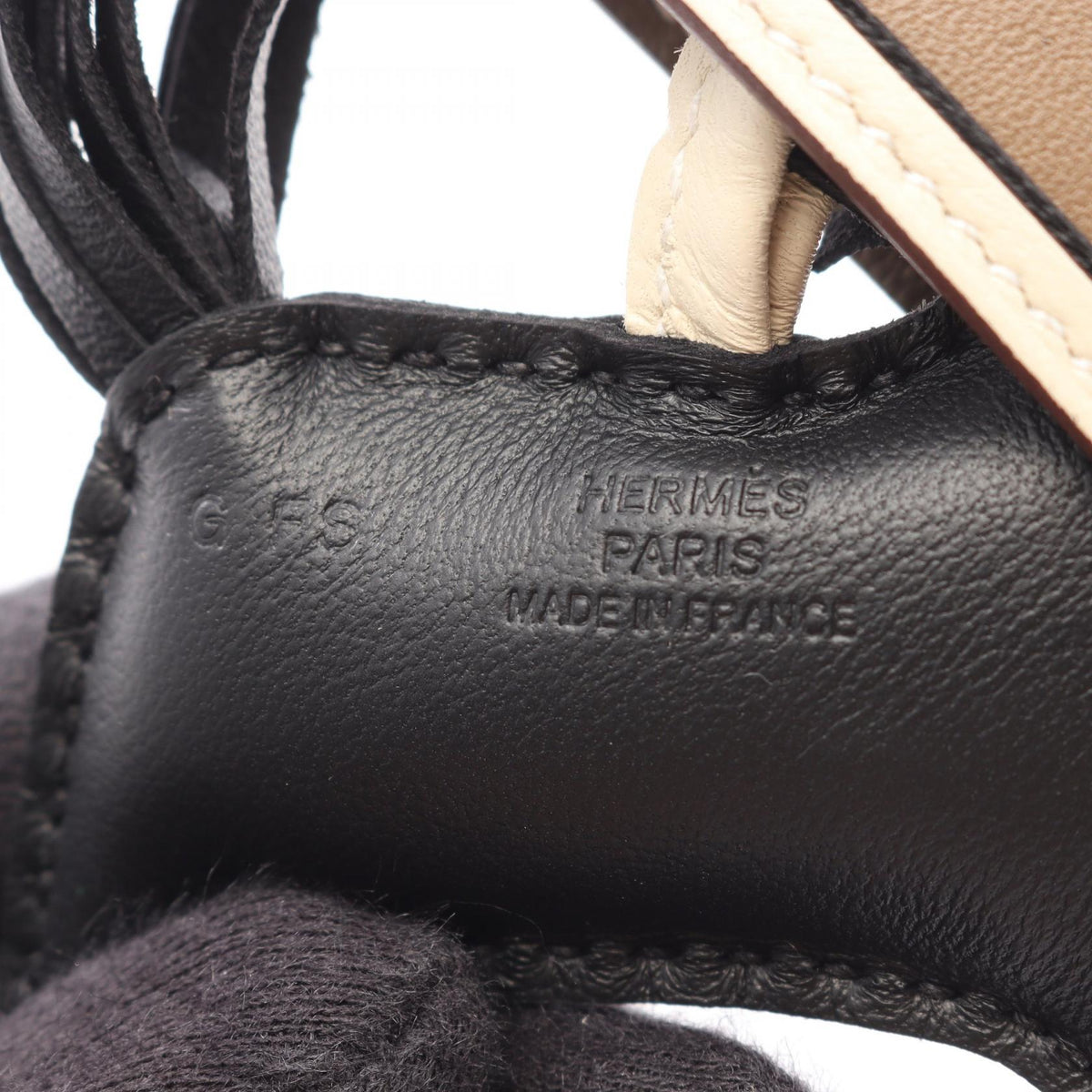 HERMES Rodeo PM Robe-o-coeur Milo Charm
