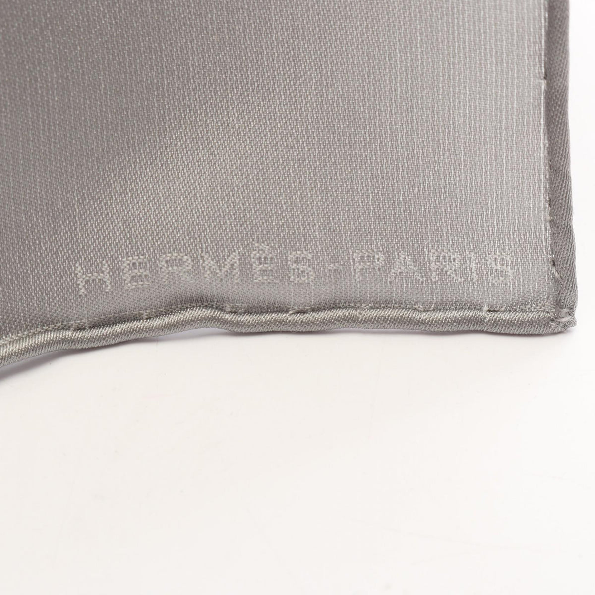HERMES POCHETTE FACONNEE GRAND H Silk Gray Scarf