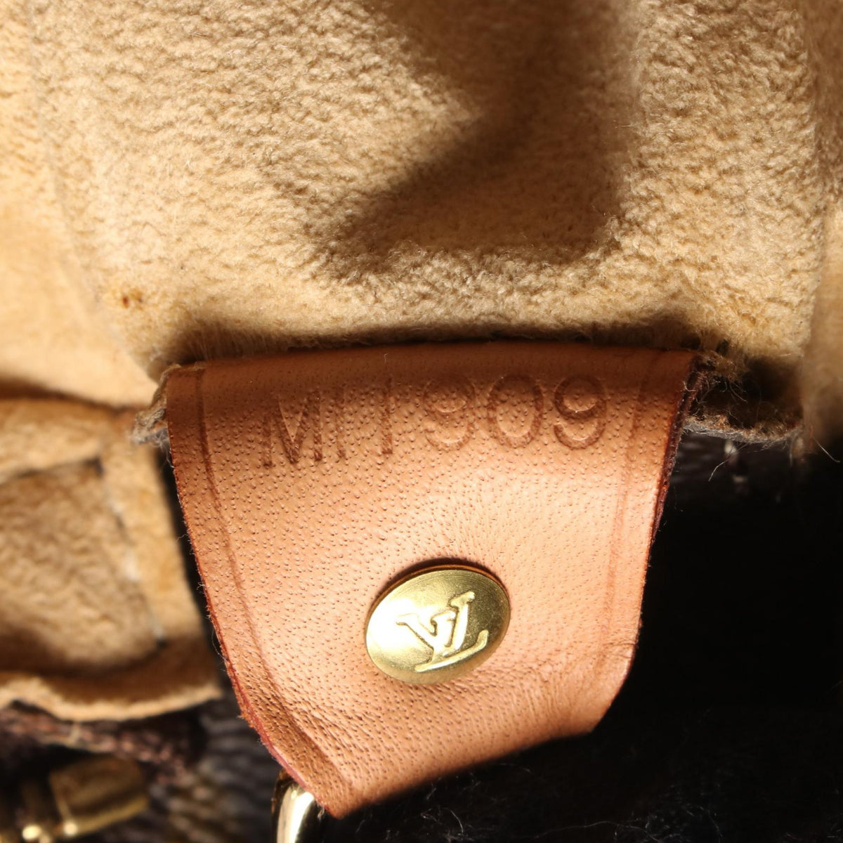 LOUIS VUITTON Looping GM Shoulder Bag Brown