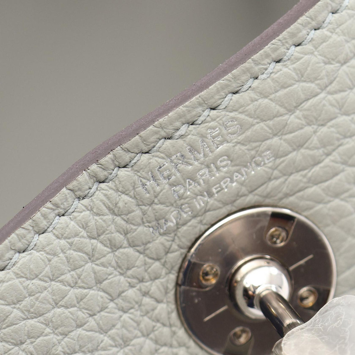 HERMES Lindy Mini Sangle Shoulder Bag